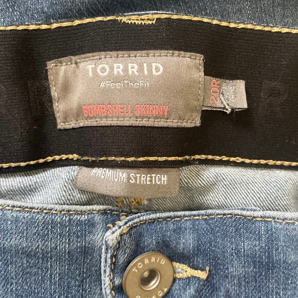 Torrid Plus‎ Size Bombshell Skinny Jeans, Distressed, destroyed,  Ladies 20 R - Picture 3 of 6